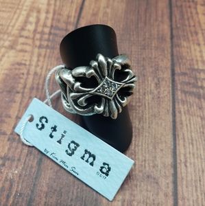 Stigma Oxidized Silver Tone Ring, Rhinestones